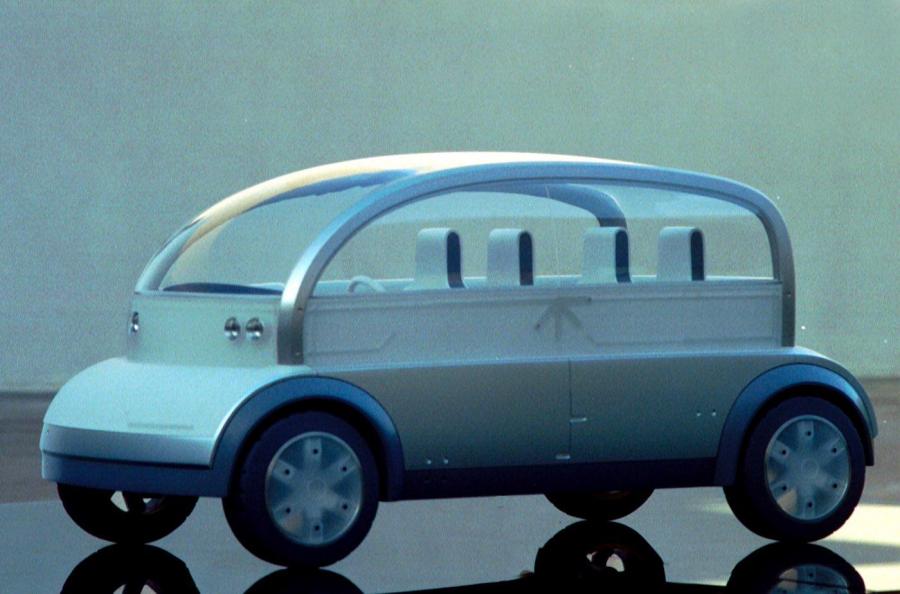  Ford GloCar 2003 года  (фото 1 из 4)